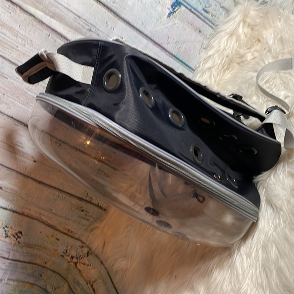 Jerrycat Pet Carrier Backpack - Picture 2 of 5